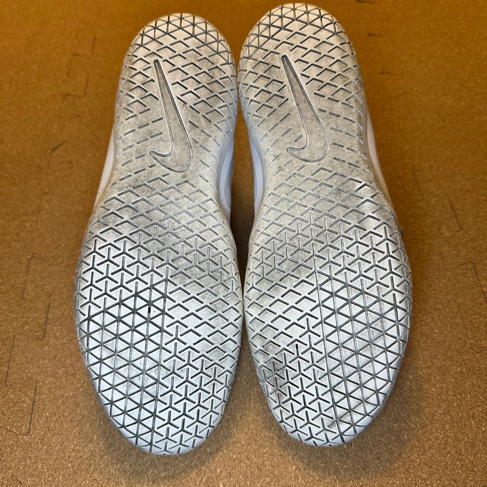 Nike Cheer Sideline IV Womens White Cheerleading Shoes 943790-100 Size 7.5 - Picture 9 of 11